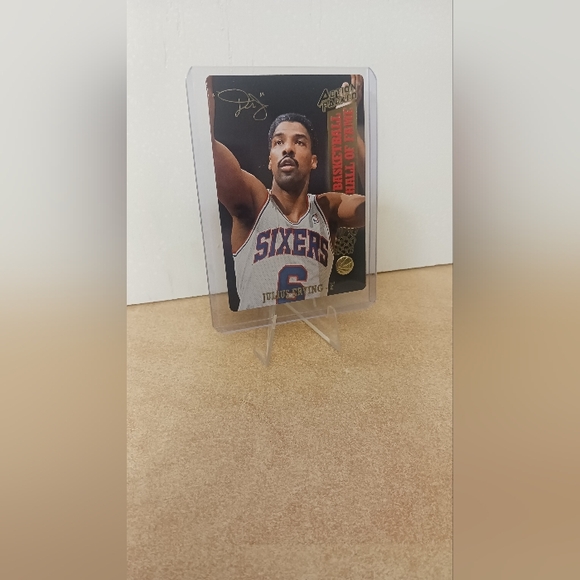 Charles Barkley & Julius Erving (DR J) Beckett Magazine & Trading Cards - Picture 6 of 9